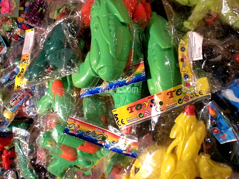 Holi festival toy pichkaris