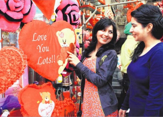 With two days to go girls take a pick on Valentines Day goodies at gift shop in Jalandhar