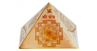 Vastu Pyramid with syllable mantra