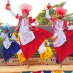 Artistes perform during the National Crafts Mela at Kala Gram in Chandigarh