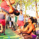 Bazigars perform stunts at Saras Mela Bathinda
