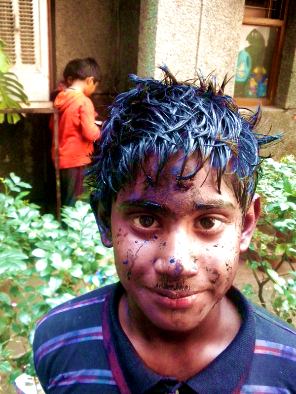 How do I look this Holi