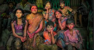 Festival of Holi marks the end of winter and the beginning of which season?