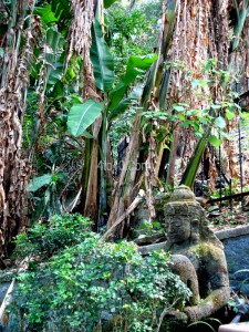 Old Buddha Statues in Hong Kong