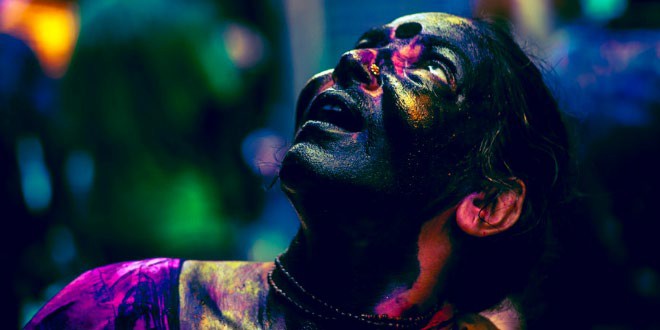 आई है होली - डॉ. सरस्वती माथुर