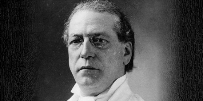 In 1898, who was the head of the American Federation of Labour?