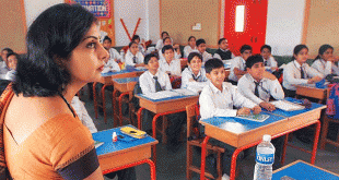 Short Hindi Poetry About Class Teacher शिक्षक