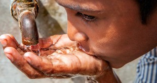 उफ़ यह प्यास - ओम प्रकाश बजाज