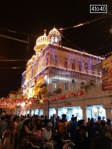 Bangla Sahib Gurdwara on Gurpurab Night