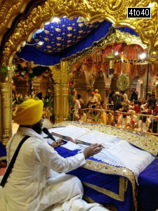 Pathi Reciting Guru Granth Sahib in Bangla Sahib Gurdwara, New Delhi