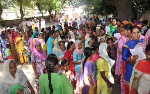 Women stand in long queues for hours waiting to tie rakhi to their imprisoned brothers in Bathinda jail