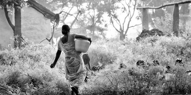 गाँव जा कर क्या करेंगे - रामकुमार चतुर्वेदी ‘चंचल’