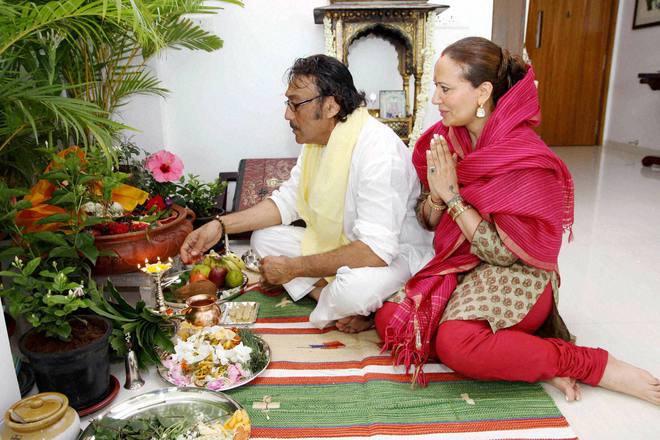 Bollywood actor Jackie Shroff with wife Ayesha Shroff perform Ganesh Puja at their residence to celebrate Ganesh festival in Mumbai
