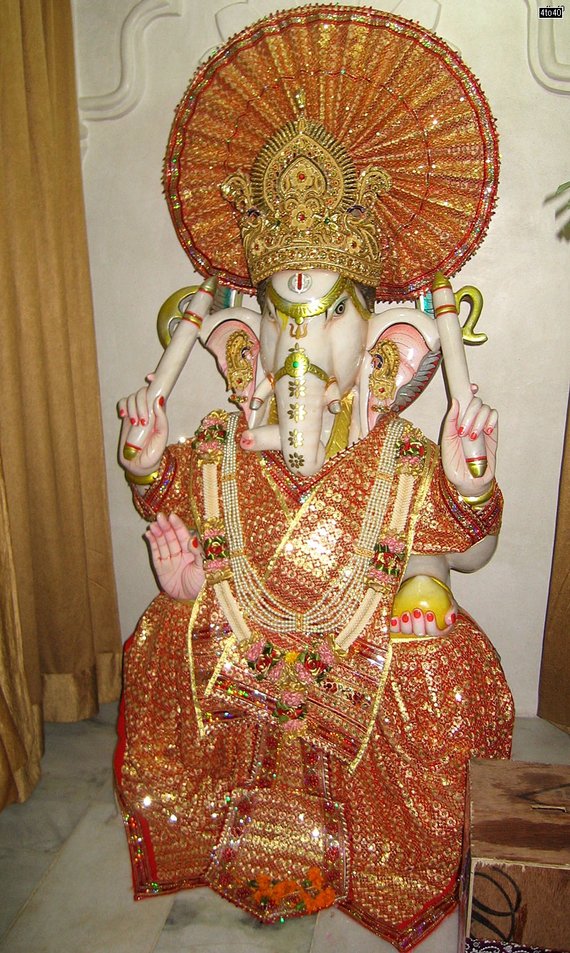 Idol of Ganapati at Ram Mandir, Sector 9, Rohini, New Delhi