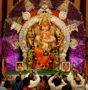 GSB Seva Ganesh Mandal's Ganesh idol opens for a preview for the media in Mumbai on September 15, 2015