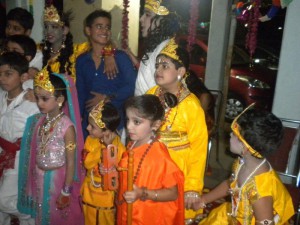 Tushar Seth, Yamir Seth, Kanishk Chadha, Vinny Madan, Pulkit Seth and others on the eve of Janmashtami