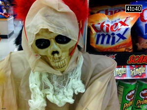 Halloween mask and dress