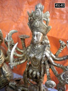 Metal statue of Goddess Kali at Surajkund Crafts Mela