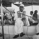 Prime Minister Lal Bahadur Shastri at reception in Allahabad district during tour of Constituency