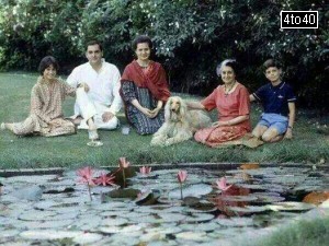 Priyanka, Rajiv Gandhi, Sonia Gandhi, Smt. Indira Gandhi and Rahul