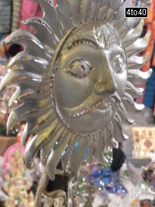 Metal Show piece for home decoration