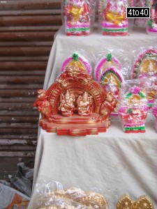 Statues of Lord Ganesha and Goddess Lakshami areused for Diwali Pujan