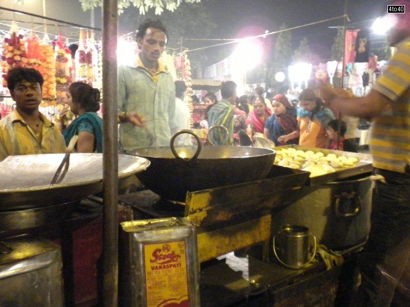 Street side food vendor selling Chole Bhature in a weekly market near Bhagwati Hospital, Rohini, New Delhi