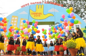 School children take part in the Chandigarh Carnival at Leisure Valley in Sector 10, Chandigarh, on November 27, 2015.