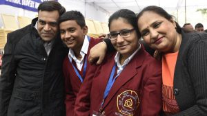 Akshita and her brother Akshit Sharma from Delhi, with their parents, won the National Bravery Award for apprehending thieves who had broken into their home