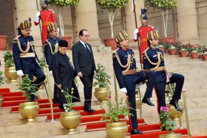 President Pranab Mukherjee and Chief Guest Francois Hollande President of the French Republic leave from Rashtrapati Bhavan