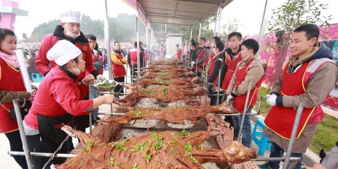 Largest serving of roast lamb: China breaks Guinness World Records record