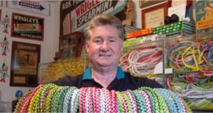 Longest gum wrapper chain: Gary Duschl breaks Guinness World Records record