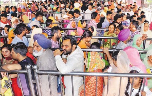 Devotees queue up for darshan at Mansa Devi temple in Panchkula