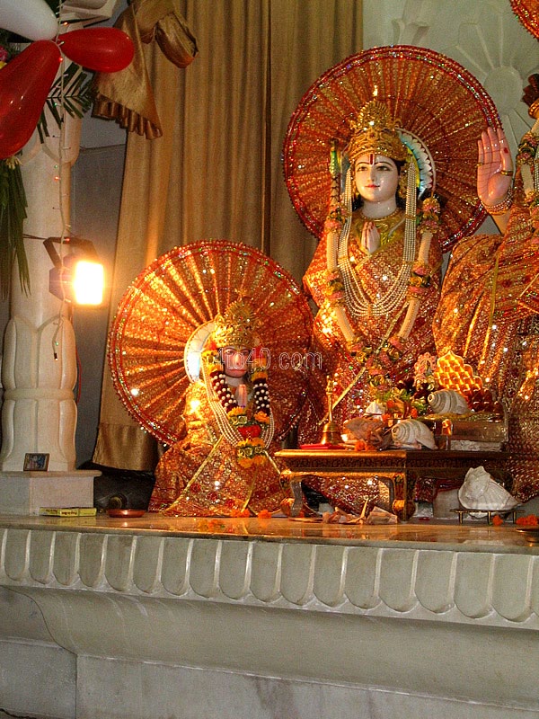 Ram Darbar and Lord Hanuman statue at Ram Mandir, Sector 11, Rohini, New Delhi