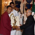 President Pranab Mukherjee presents Arjuna Award to hockey player VK Raghunath at the National Sports and Adventure Awards function at Rashtrapati Bhawan in New Delhi on August 29, 2016.