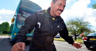 UK Guinness World Records: Heaviest vehicle pulled by hair