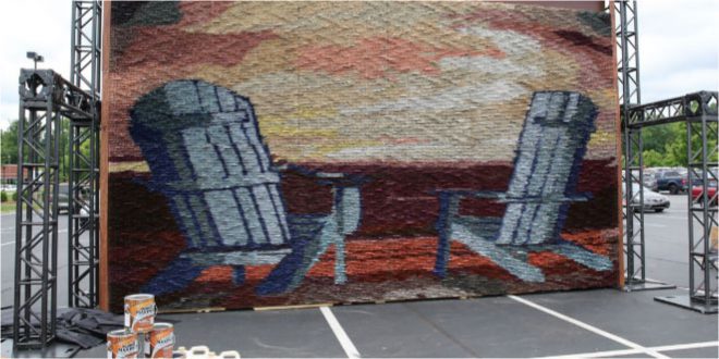 USA Guinness World Records: Largest Paintbrush Mosaic