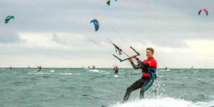 UK Guinness World Records: Largest parade of kite surfers