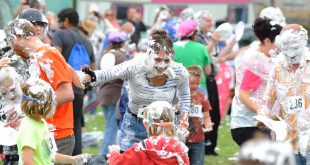 UK Guinness World Records: Largest shaving cream pie fight