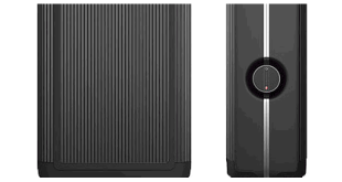 A Suitcase That Literally Rolls With You - Cowarobot R1