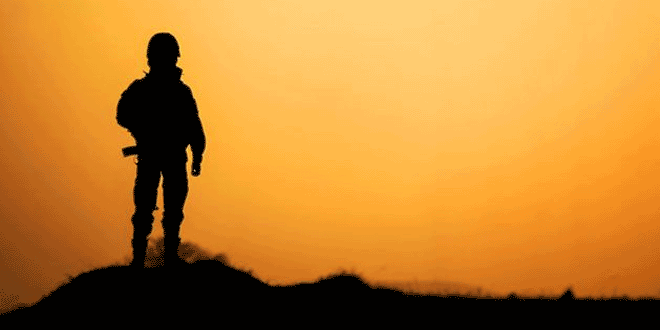 Hindi Wisdom Story about A Suspicious Soldier: असलियत यों खुली