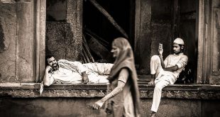 Motivational Hindi Bal Kavita कुछ बनो