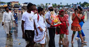 Mumbai Celebrates Ganesh Festival