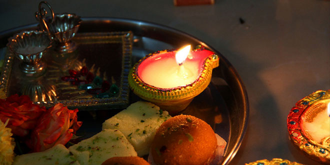 Diwali Puja Thali Decoration: Hindu Culture & Tradition