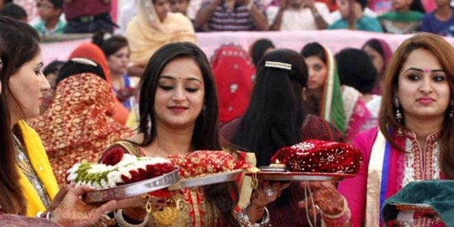 Karwa Chauth celebrations warm up in Kanpur - Hindu Culture & Tradition