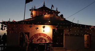 Surkanda Devi, Saklana Range, Uttarakhand सुरकंडा देवी मंदिर, टिहरी गढ़वाल, उत्तराखंड