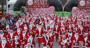USA breaks Guinness world record: Largest Santa Run