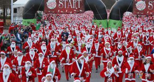 USA breaks Guinness world record: Largest Santa Run