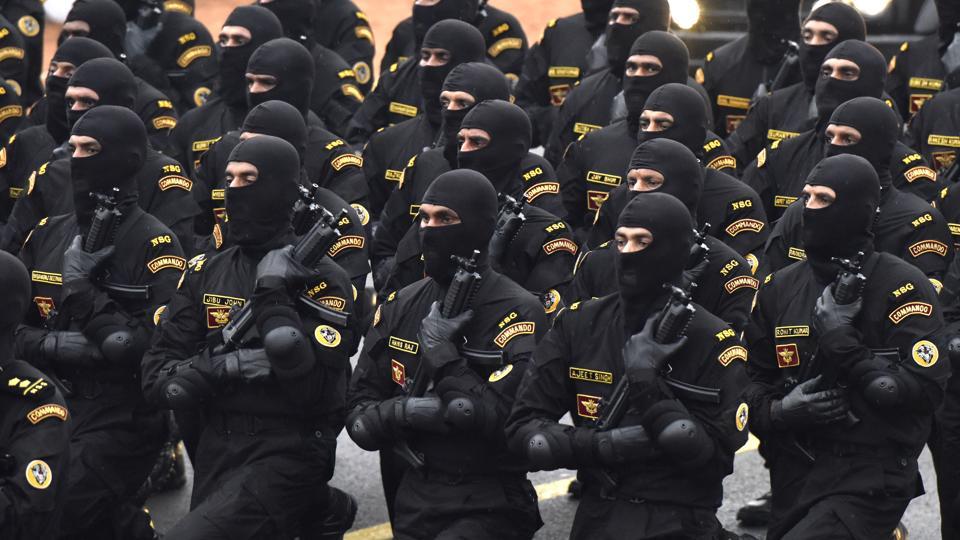 India’s top anti-terror force, the NSG Commandoes’ contingent, march past at the Rajpath for the first time