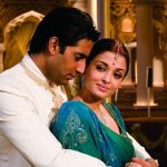 It was after the New York premiere of Guru (2007) in January that Abhishek proposed to Aishwarya in the balcony of their hotel with a ring, which was used as a prop in the film. Aishwarya said yes to the proposal immediately.